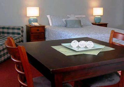 Deborah Motel
